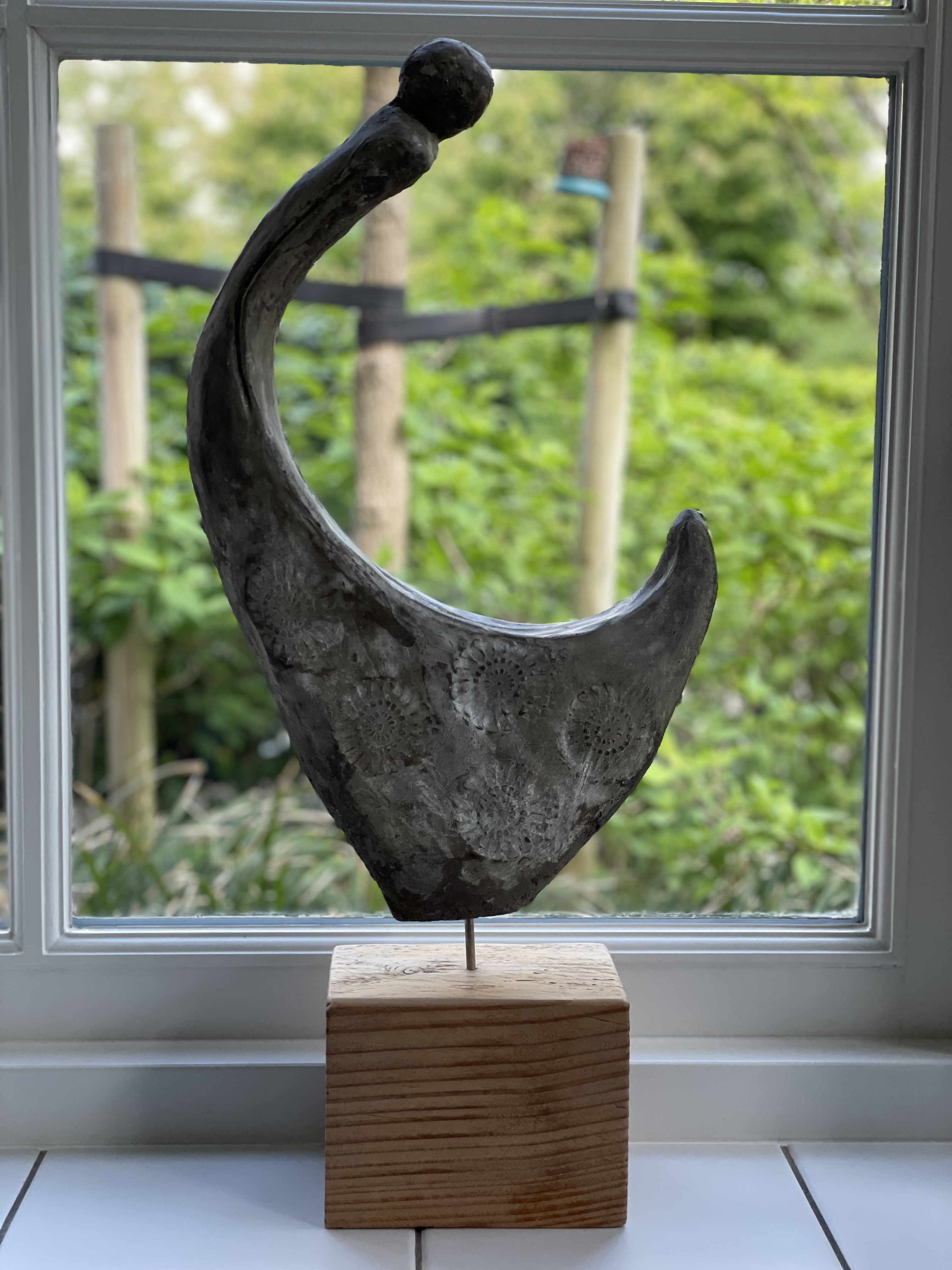 <b>Abstract</b><br>Ditte Broeder<br>Aluminiumcement